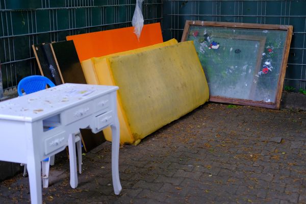 Old Furniture Disposal in North Fort Myers